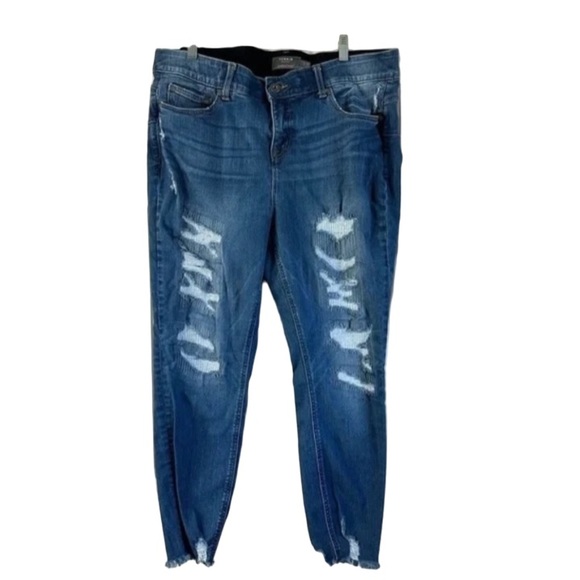 Torrid sz 24 Regular Plus size Bombshell Skinny Dark Wash Jeans - Picture 2 of 10